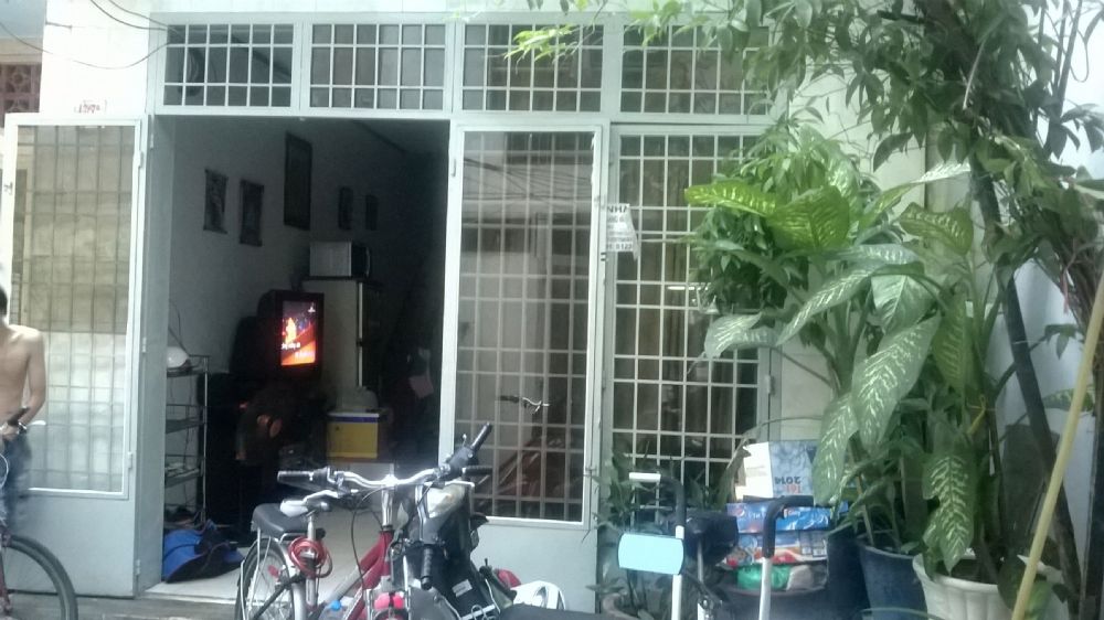 Chính chủ cần tiền bán gấp nhà cách mặt tiền đường PXL 8m, giá rẻ nhất Q.Phú Nhuận